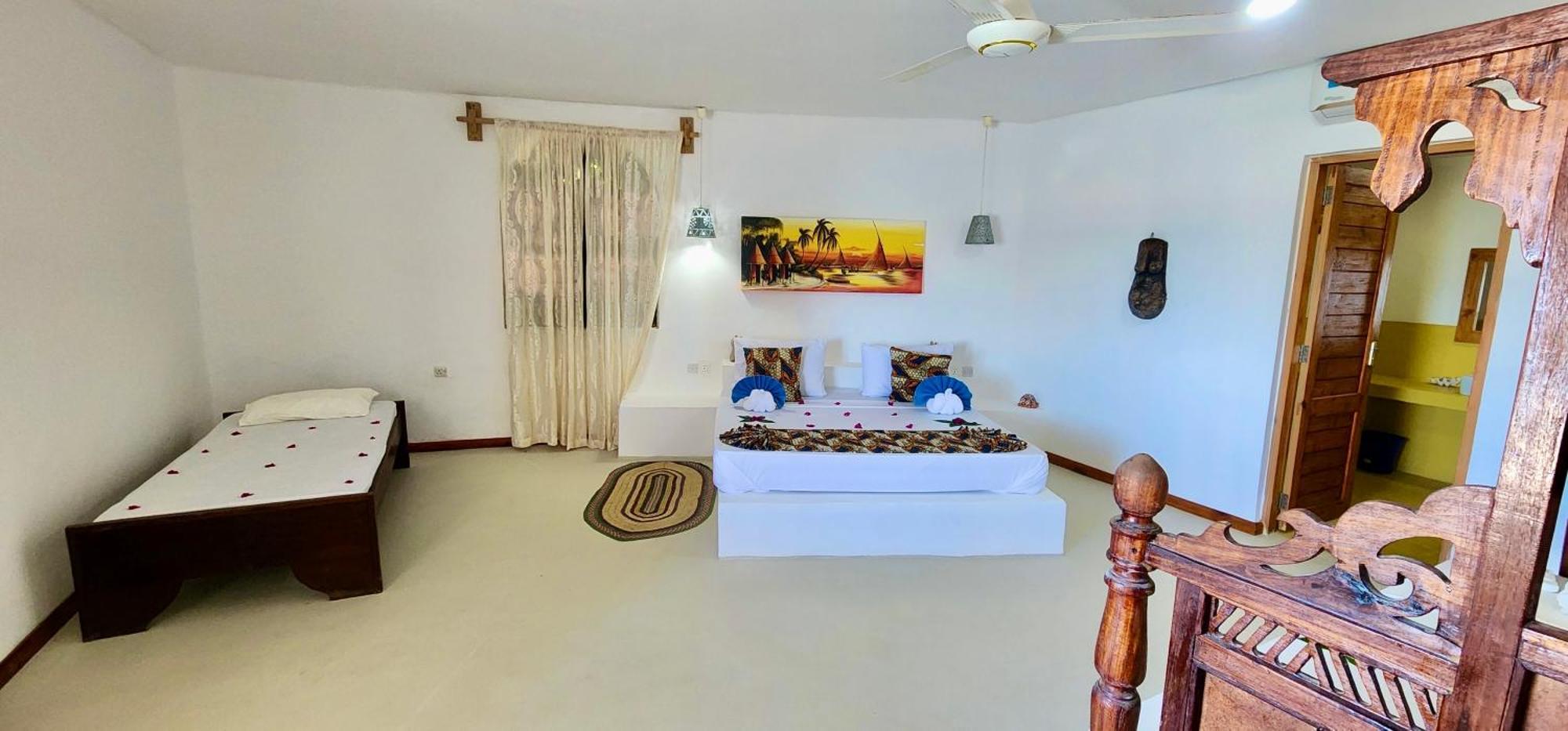 Nautilus Boutique Hotel Uroa Extérieur photo